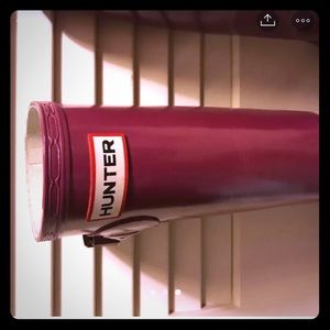 COPY - Fuchsia size 8 hunter boots